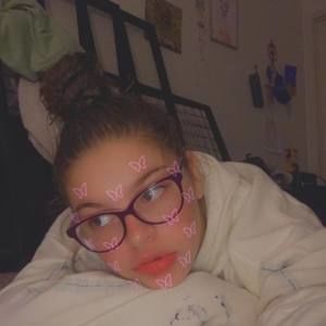 Meet your Posher, Mariauna